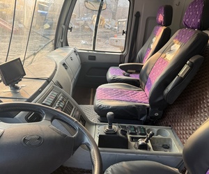 Grue sur camion Zoomlion d'occasion 2023, modèles QAY220 220t, QY130V, ZTC1300V, QAY130, QAY200, ZTC1000V, grue tout-terrain - Product Image 4