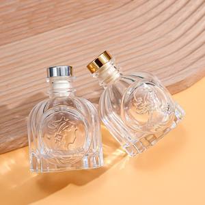 Nueva botella <span class=keywords><strong>de</strong></span> <span class=keywords><strong>licor</strong></span> <span class=keywords><strong>de</strong></span> vidrio pequeña <span class=keywords><strong>de</strong></span> 50ml y 100ml, Mini botella <span class=keywords><strong>de</strong></span> alcohol, botella <span class=keywords><strong>de</strong></span> alcohol casera, bebidas con sabor, vacía con dispensador <span class=keywords><strong>de</strong></span> corcho - Product Image 2