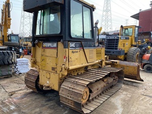 ประสิทธิภาพที่ดีมือสองญี่ปุ่นทํารถปราบดิน Caterpillar CAT D4C ราคาถูกใช้รถปราบดินชั่วโมงทํางานต่ําเพื่อขาย - Product Image 5