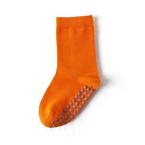 بيع بالجملة مخصص ماص للعرق نعل مطاطي للأطفال حديثي الولادة جوارب مضادة للانزلاق جوارب شتوية لطيفة للأطفال - Product Image 5