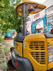 รถขุดมือสอง Komatsu PC35 MR2 ขนาด 3.5 ตัน นำเข้าจากญี่ปุ่น รุ่นยอดนิยม สภาพดี พร้อมใช้งาน มีสินค้าในสต็อก - Product Image 3