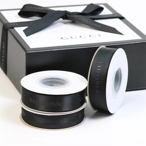 Fabricante de Cintas Lude, <span class=keywords><strong>Cinta</strong></span> de Satén Reciclado Sólida con Logotipo de Marca Personalizado, Impresión en Lámina <span class=keywords><strong>Negra</strong></span> 3D, para Envolver Regalos - Product Image 4