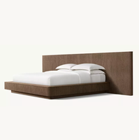 Cadre de lit mural RH Mulholland contemporain en chêne massif, écologique et durable, avec panneau large et étendu, mobilier de maison