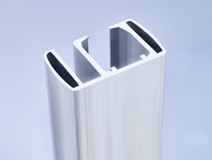 Rail inférieur en profilé d'aluminium pour porte coulissante d'armoire - Product Image 2