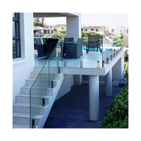 Balustrade en verre dépoli haute sécurité avec fixation anti-chute pour usage résidentiel