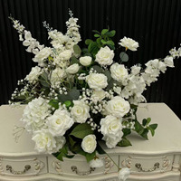 EG-S279 Vente en gros de fleurs artificielles de luxe pour allée de mariage, rangée de fleurs artificielles pour la décoration de la cérémonie de mariage