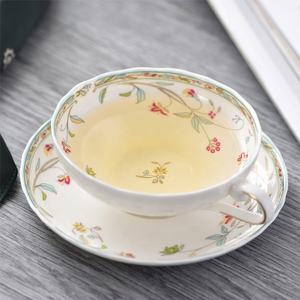 <span class=keywords><strong>Set</strong></span> di Tazza e Piattino in Ceramica con Logo Personalizzato, Elegante Servizio da <span class=keywords><strong>Caffè</strong></span> con Motivo a Farfalla - Product Image 6