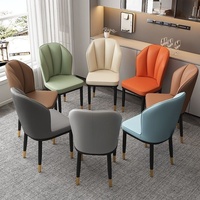 Chaise de salle à manger nordique de luxe moderne et minimaliste, design sans accoudoirs, rembourrage doux, structure en acier inoxydable pour restaurant et hôtel