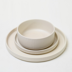 Wholesale Modern Luxury Sustainable European <strong>Stoneware</strong> <strong>Dinnerware</strong> <strong>Sets</strong> 12-piece Round Ceramic Serving Plate <strong>Set</strong> for Home Use - Product Image 5