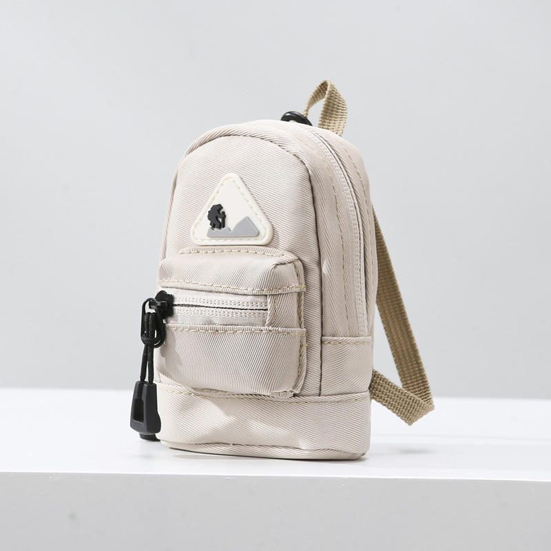Khaki-915835