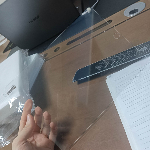 0.5mm 0.7mm 1mm Cnc Custom Tempered Silk Screen Printing Gorilla Glass Screen Protector