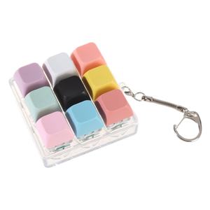 ألعاب فيدجت جديدة لعام 2026 بشعار مخصص، سلسلة مفاتيح مربعة من الأكريليك مع إضاءة LED متينة وحلية للحقائب - Product Image 6