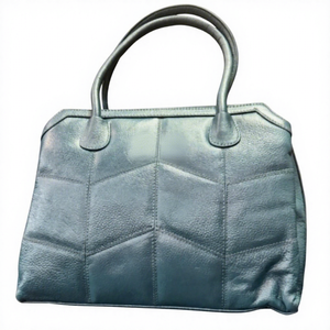 Pochette Femme en Cuir Véritable avec Fermeture Éclair, Grande Capacité 3L+, Écologique, Imperméable, Souple, Idéale pour la Saint-Valentin (Vente en Gros) - Product Image 3