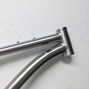 מכירה ישירה ממפעל בסין של אופני הרים עם שלדת טיטניום 29er - Product Image 4