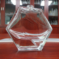 Flacon de parfum en verre hexagonal transparent spécial de 100 ml