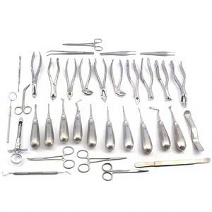 Juego de 32 Piezas de Instrumentos Quirúrgicos Dentales Premium para Extracción de Dientes, Elevadores y Pinzas Profesionales para Extracción - Product Image 1