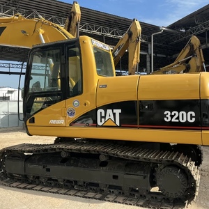 Excavatrice sur chenilles hydraulique CAT 320C d'occasion, 20 tonnes, fabriquée aux États-Unis, faible nombre d'heures de travail, mécanisme simple, taille moyenne, modèle CAT320CL, à vendre - Product Image 2