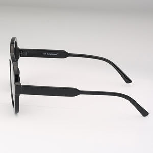 2025 Tendencia OEM Gafas de sol unisex con protección UV400 Pantone Color Disponible CE - Product Image 3