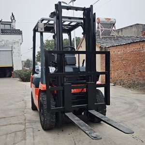 Good Condition Toyota 30 Diesel <b>Forklift</b> Truck Low Price Toyota 3T 3 Ton Used Diesel <b>Forklift</b> Original Japan - Product Image 2