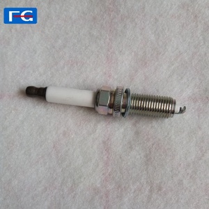 Bougie d'allumage Iridium de qualité supérieure SILZKR6B-11 18846-11060 SILZKFR8C7S OEM A004159700 Bougie d'allumage automatique iridium dans la prise de moteur de voiture - Product Image 3