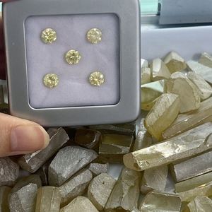 Dongshi Gems Uncut Lab Grown Rough Rutile Stone para la fabricación de gemas - Product Image 6