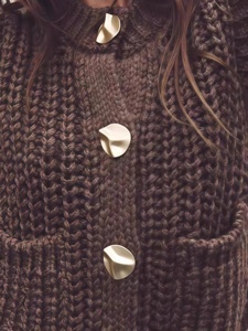 2024 automne Vintage femmes sans manches gros pull simple boutonnage tricot <span class=keywords><strong>gilet</strong></span> avec cou grossier tricot haut pour l'automne superposition - Product Image 4