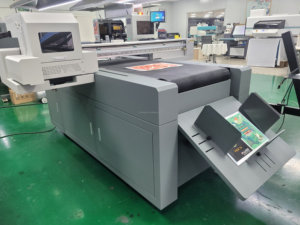 Máy in phủ UV tự động nạp mực INFINITI FY-6042CW - Product Image 6