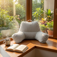 Coussin de lecture en peluche douce avec accoudoirs, soutien ergonomique du dos pour lit, canapé et jeux vidéo