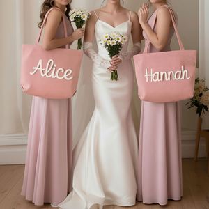 Sac fourre-tout personnalisé en velours côtelé avec nom/lettres, sac de voyage personnalisé, sac à bandoulière, cadeau pour demoiselle d'honneur, fête des mères - Product Image 4