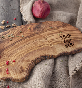 Planches à charcuterie en bois gravées sur mesure (certifiées FSC) - Product Image 4