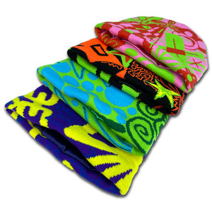 <span class=keywords><strong>Bonnet</strong></span> <span class=keywords><strong>en</strong></span> tricot avec logo personnalisé, nouveau design, doublure <span class=keywords><strong>en</strong></span> <span class=keywords><strong>satin</strong></span>, vente <span class=keywords><strong>en</strong></span> gros, <span class=keywords><strong>bonnet</strong></span> unisexe <span class=keywords><strong>en</strong></span> acrylique vierge - Product Image 5