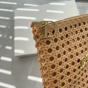 Borsa Cosmetica in Rattan Intrecciato con Cerniera, Idea Regalo per Donne e Ragazze - Product Image 3