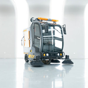 High Efficiency Ride-on Outdoor Energy Saving Road <b>Cleaning</b> <b>Floor</b> - Product Image 1