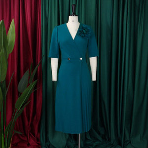 Robes d'été C8628 pour femmes, décontractées et élégantes, col en V, manches courtes, <span class=keywords><strong>robe</strong></span> <span class=keywords><strong>longue</strong></span> plissée à fleurs 3D, style africain pour femmes - Product Image 5