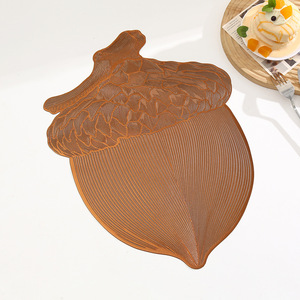Set de table moderne minimaliste en plastique imprimé acorn, dessous de verre estampé or, style américain pour fête - Product Image 4