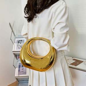 Bolso de Mano de Acrílico Espejo Metálico Redondo Elegante Personalizado al por Mayor de Moda 2025, Bolso de Noche para Fiesta de Graduación - Product Image 5