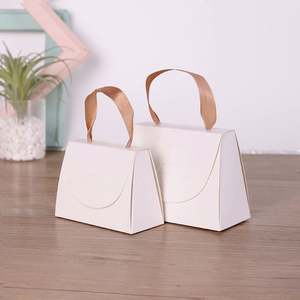 Sacs en papier pour vêtements réutilisables, écologiques, durables, marron, avec personnage de dessin animé KM - Product Image 6