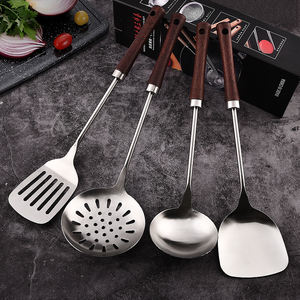 Goedkope Ontwerp Rvs Keukengerei Met Walnoot Houten Handvat Keukengerei Set - Product Image 1