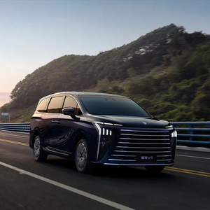<span class=keywords><strong>2026</strong></span>年最畅销插电式混合动力豪华轿车东风风行V9 PHEV 1.5TD长航程中大型MPV - Product Image 1
