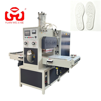 Machine de soudage haute fréquence et machine de découpe sur mesure pour semelles