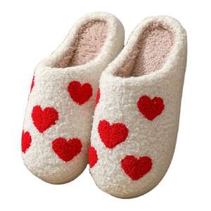 Chaussons d'hiver en coton pour femmes, motif cœur crème, fourrure douce, amorti thermique, utilisation intérieure/extérieure, populaires, chauds pour la chambre - Product Image 1