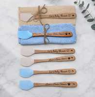Coffret Cadeau Naissance Personnalisé : Mini Spatule Gravée avec Manche en Bois – Idéal pour Cadeau d'Invité de Mariage et de Baby Shower
