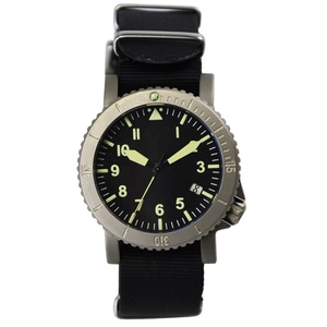 นาฬิกาข้อมือผู้ชาย ตัวเรือนไทเทเนียม คริสตัลแซฟไฟร์ ระบบอัตโนมัติ Miyota 9105 - Product Image 1