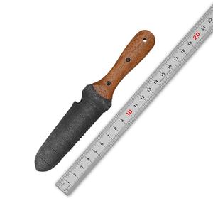 Espátula de jardín multifuncional de acero inoxidable con acabado lavado a la piedra, personalizable OEM, mango de madera, portátil, con clip de cinturón ajustable para camping - Product Image 6