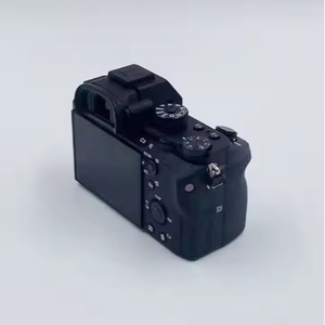 ขายส่งกล้อง DSLR มือสอง <span class=keywords><strong>A7</strong></span> IV ระดับมืออาชีพ ความละเอียด 24MP ถ่ายวิดีโอ 4K ระยะโฟกัส 24 มม. ซูมออปติคอล รอยขีดข่วนเล็กน้อย เกรด TikTok - Product Image 4