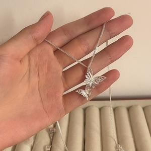 เวนชี่ S925 สร้อยคอเงินแท้ จี้เพทายซ้อนกัน รูปทรงหยดน้ำ สง่างาม ทันสมัย ชุบโรเดียม - Product Image 1