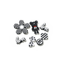 Accessoires de chaussures en caoutchouc 2026 : Boucles de chaussures toutes saisons, style Instagram, motif cœur, mignonnes et sophistiquées