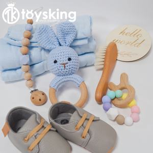 Lüks peluş oyuncak hediye el yapımı mavi <span class=keywords><strong>Bunny</strong></span> dolması hayvan ile organik pamuk aksesuarları içerir çıngırak, diş kaşıyıcı ve hatıra kutusu - Product Image 2
