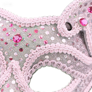 Máscara de disfraz con orejas de gato rosa y diamantes de imitación para fiesta de Halloween o carnaval - Product Image 4