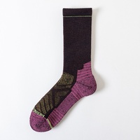 Chaussettes de sport en laine mérinos tricotées épaisses mi-mollet avec semelle éponge respirante pour hommes et femmes, idéales pour la randonnée et l'alpinisme en extérieur, collection automne, ODM